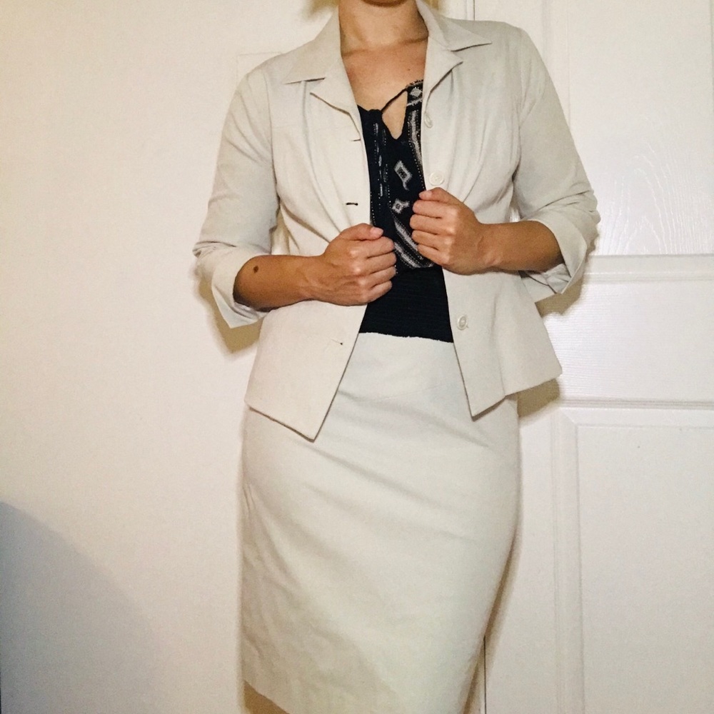 Creme Suit